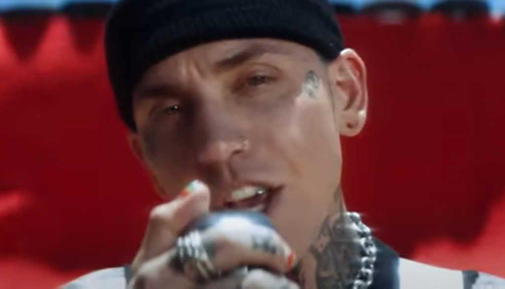 Artist blackbear singing.